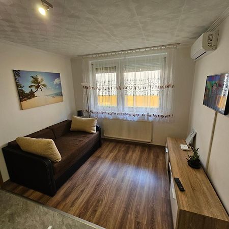 Fischer Apartman 2 Hajdúszoboszló Exterior foto